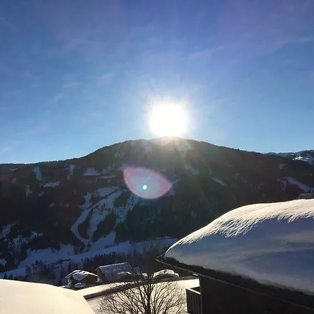 Schneebergblick Mit 2 Schlafzimmern Apartmán *